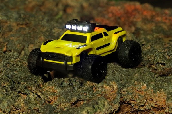 MICRO MONSTER TRUCK C81 - 1:76 - GIALLO - Image 4