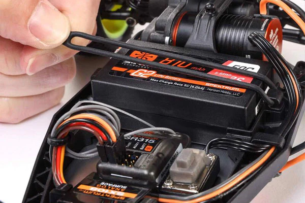 MINI-B BRUSHLESS 2WD - RTR BUGGY - 1:16 - ROSSO - Image 10