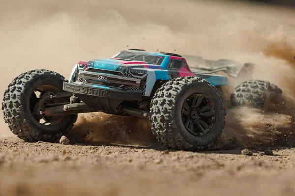 KRATON V6 BLX 4X4 BRUSHLESS 6S - RTR MONSTER TRUCK 1:8 - PINK - Image 12