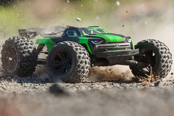 KRATON V6 BLX 4X4 BRUSHLESS 6S - RTR MONSTER TRUCK 1:8 - VERDE - Image 14