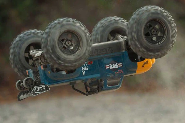 NOTORIOUS V6 4X4 BLX BRUSHLESS 6S - RTR MONSTER TRUCK 1:8 - BLU - Image 13