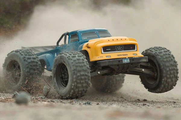 NOTORIOUS V6 4X4 BLX BRUSHLESS 6S - RTR MONSTER TRUCK 1:8 - BLU - Image 14