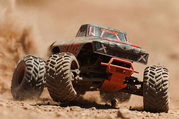 QUAKE 223S DSC 2WD - RTR MONSTER TRUCK 1:10 - ROSSO - Image 16