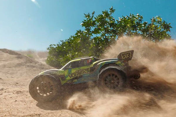 VORTEKS 223 BLX BRUSHLESS - RTR MONSTER TRUCK 1:10 - VERDE ACQUA - Image 14