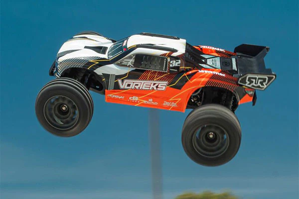VORTEKS MEGA 550 2WD - RTR STADIUM TRUCK 1:10 - ORANGE - Image 11
