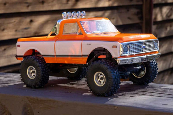 SCX24 CHEVROLET C10 4WD 1967-1972- RTR ROCK CRAWLER 1:24 - ORANGE - Image 11
