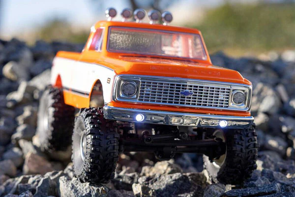 SCX24 CHEVROLET C10 4WD 1967-1972- RTR ROCK CRAWLER 1:24 - ORANGE - Image 19