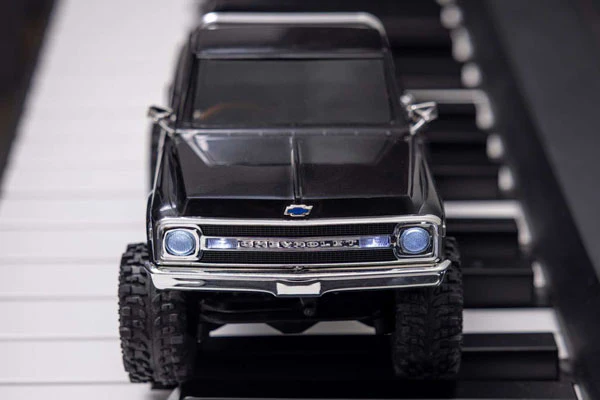 SCX30 CHEVROLET K10 4X4 - RTR CRAWLER 1:30 - NERO - Image 13