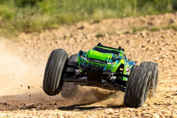 RUSTLER 4WD VX3 BRUSHLESS - RTR STADIUM TRUCK 1:10 - VERDE - Image 10