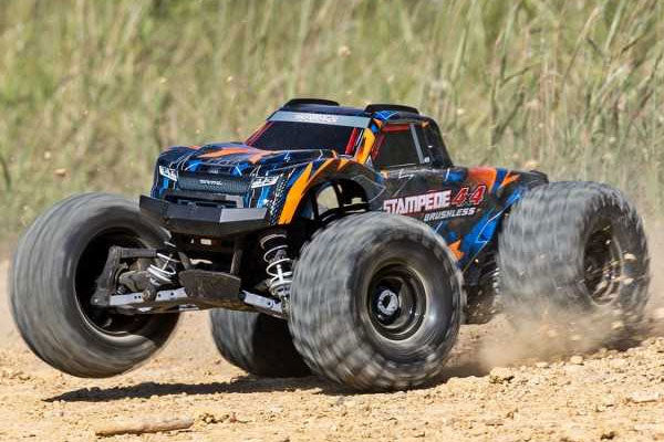 STAMPEDE 4WD VX3 BRUSHLESS - RTR MONSTER TRUCK 1:10 - VERDE - Image 10