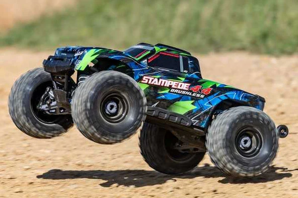 STAMPEDE 4WD VX3 BRUSHLESS - RTR MONSTER TRUCK 1:10 - VERDE - Image 8
