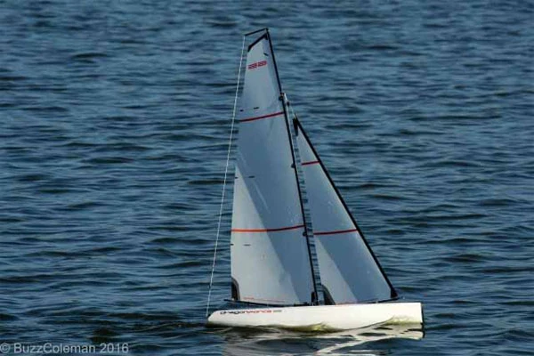 DRAGON FORCE 65 V8 650 MM - RTR BARCA A VELA - CON FLYSKY I6 - Image 4