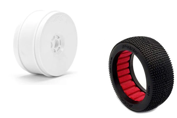 TRENO GOMME AKA P-ONE CON CERCHIO ED INSERTO DA INCOLLARE  - 1:8 - SOFT LONGWEAR