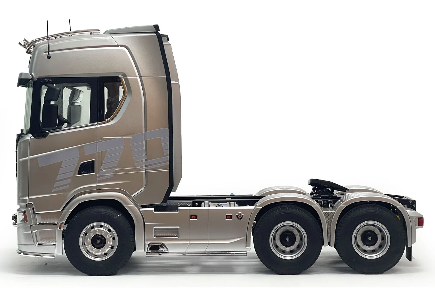 CAMION SCANIA KABOLITE MOTRICE 770 S 6X6 - 1:14 - Image 5